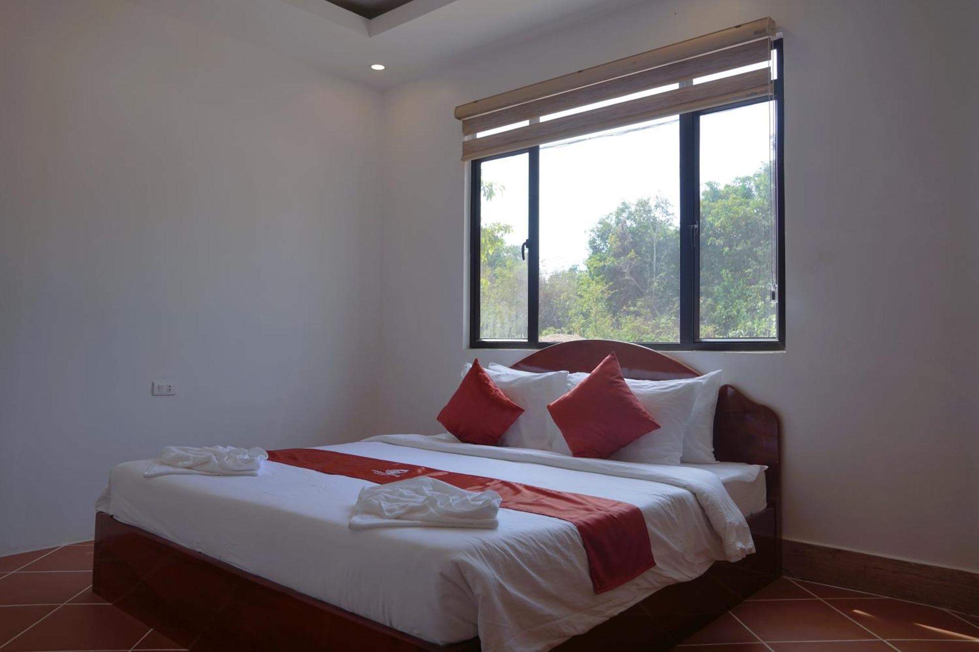 Soonnoeng Resort Koh Rong Sanloem Exteriör bild