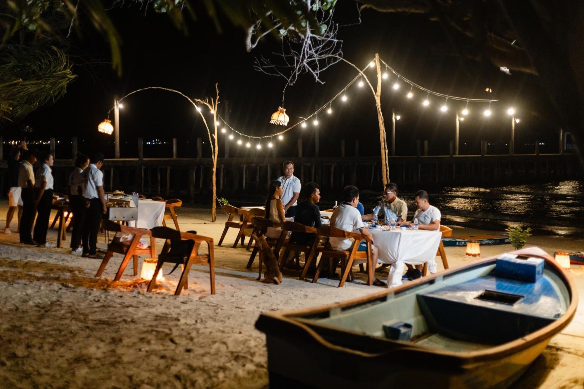 Soonnoeng Resort Koh Rong Sanloem Exteriör bild