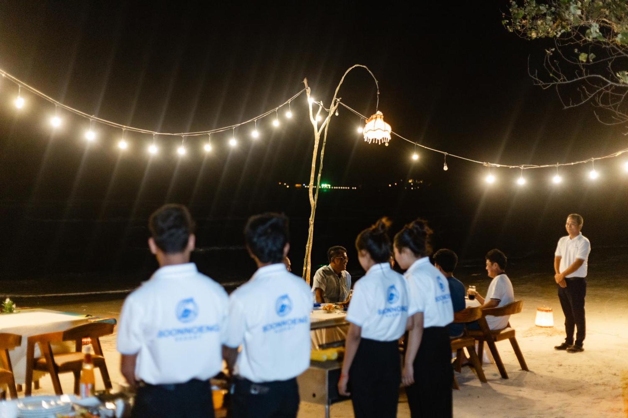 Soonnoeng Resort Koh Rong Sanloem Exteriör bild